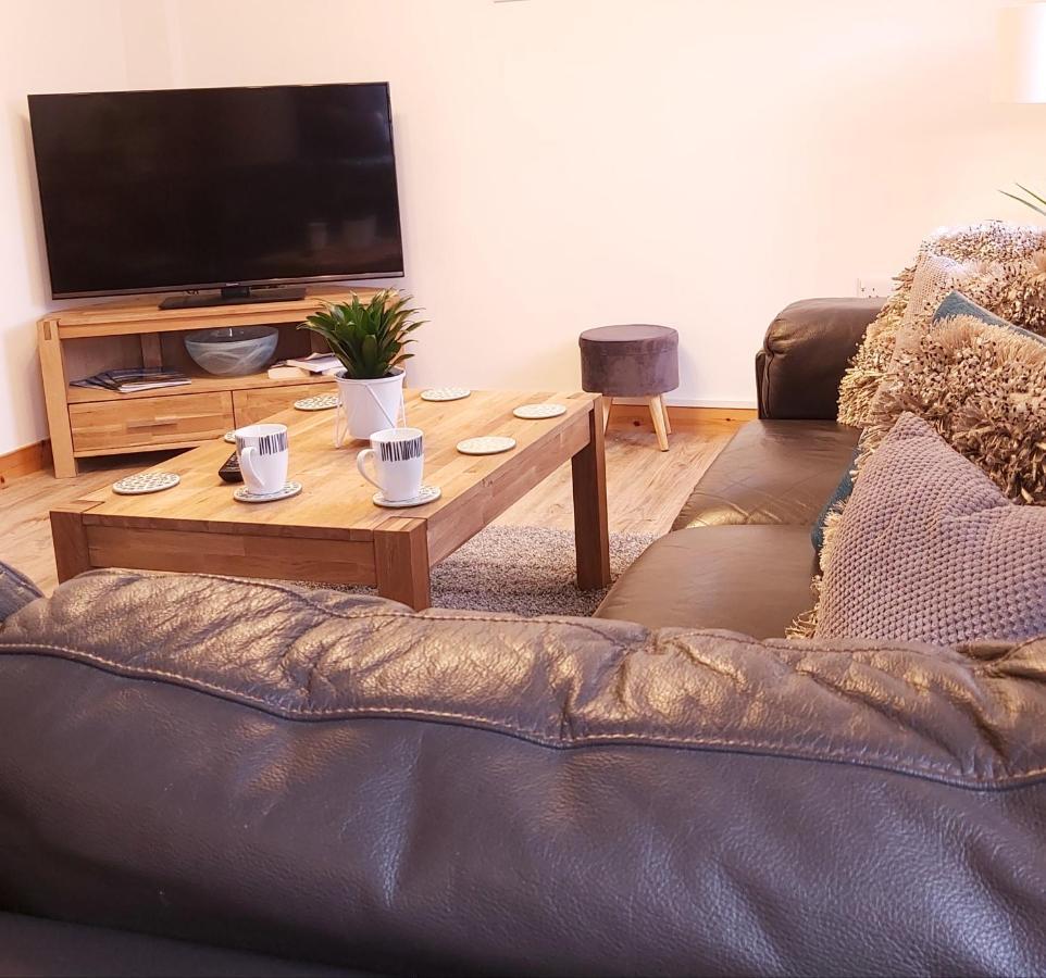 Inverness City Centre Apartment With Elevator And Google Chromecast Buitenkant foto