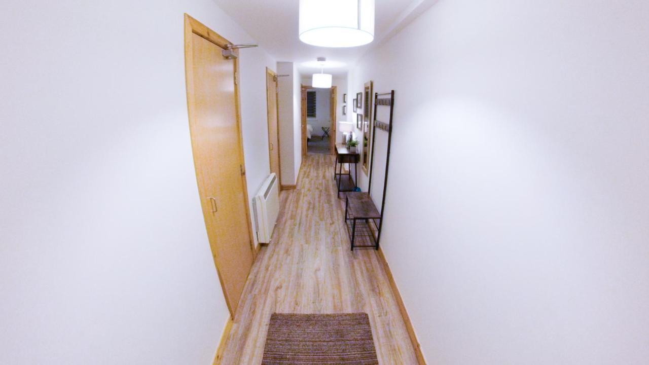 Inverness City Centre Apartment With Elevator And Google Chromecast Buitenkant foto
